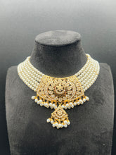 Neelam Choker Set