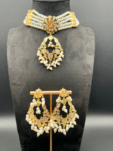 Amna Choker Set