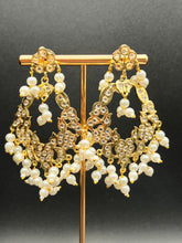 Amna Choker Set