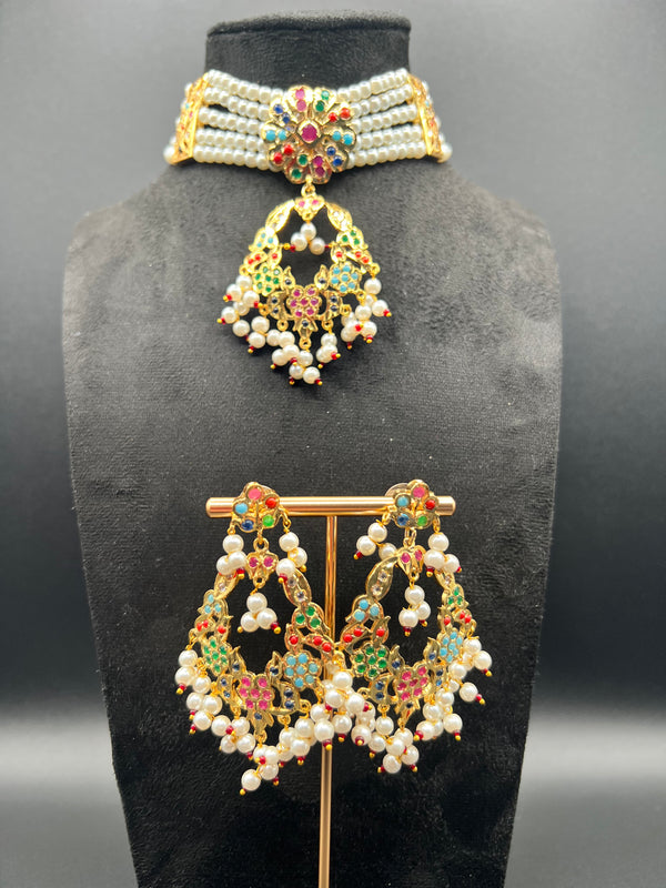 Amna Choker Set