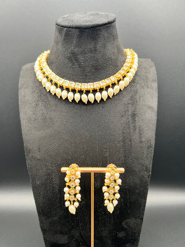 Nimra Necklace Set