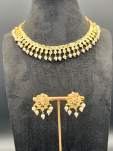 Farah Necklace Set